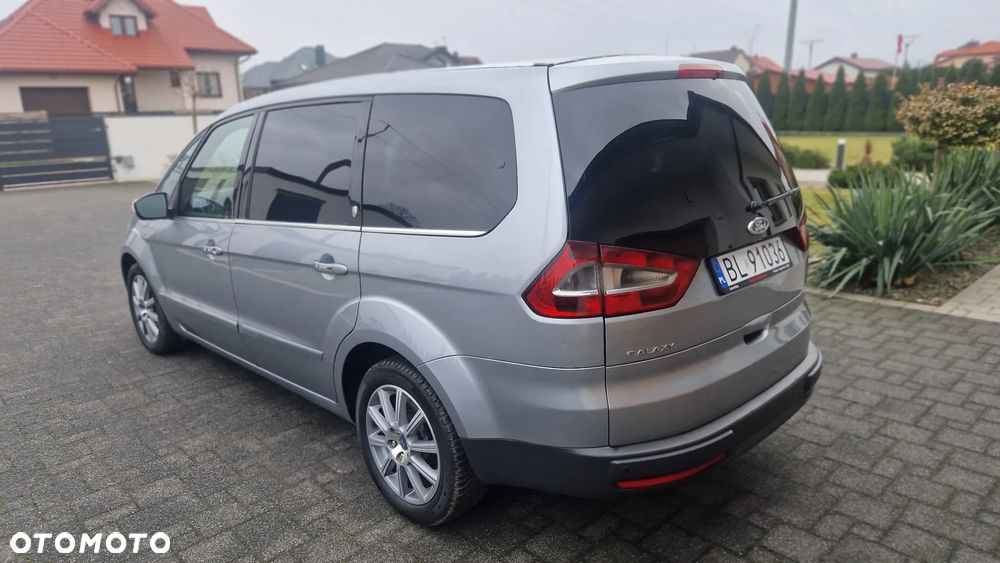 Ford Galaxy 2.0 TDCi Ghia - 24