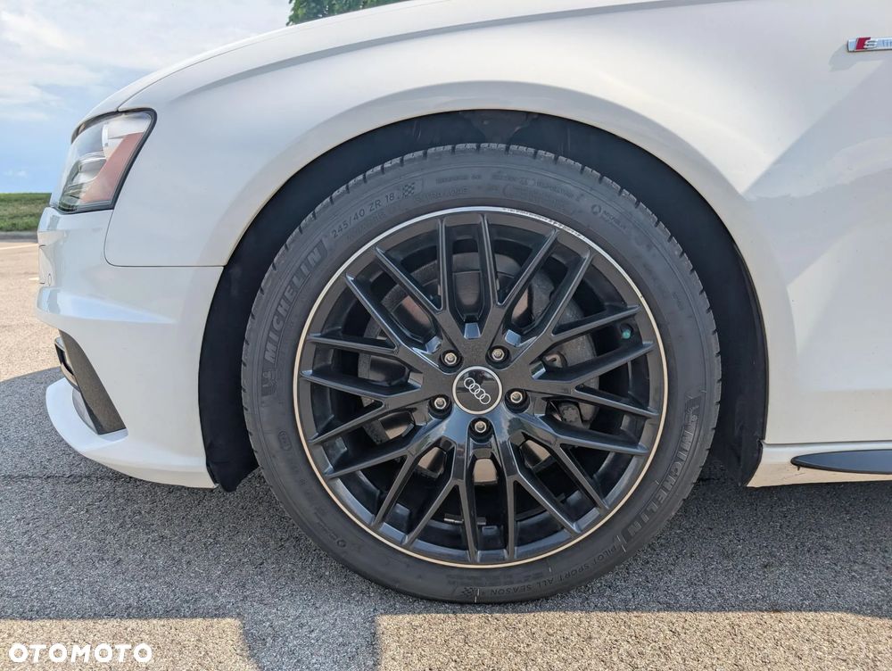 Audi A4 Limousine 2.0 TFSI ultra S tronic design - 12