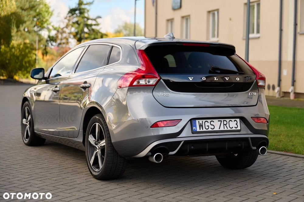 Volvo V40 D3 Geartronic RDesign - 7