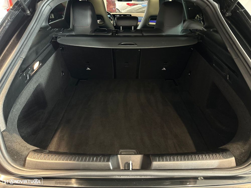 Mercedes-Benz CLA 200 d Shooting Brake AMG Line Aut. - 36