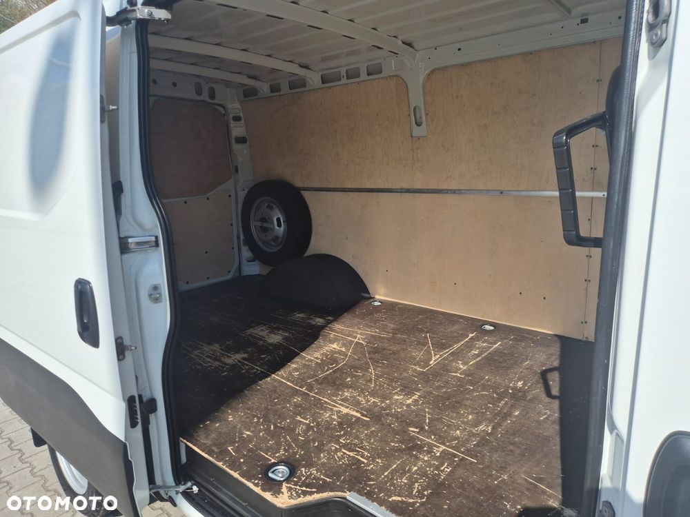 Iveco Daily - 24
