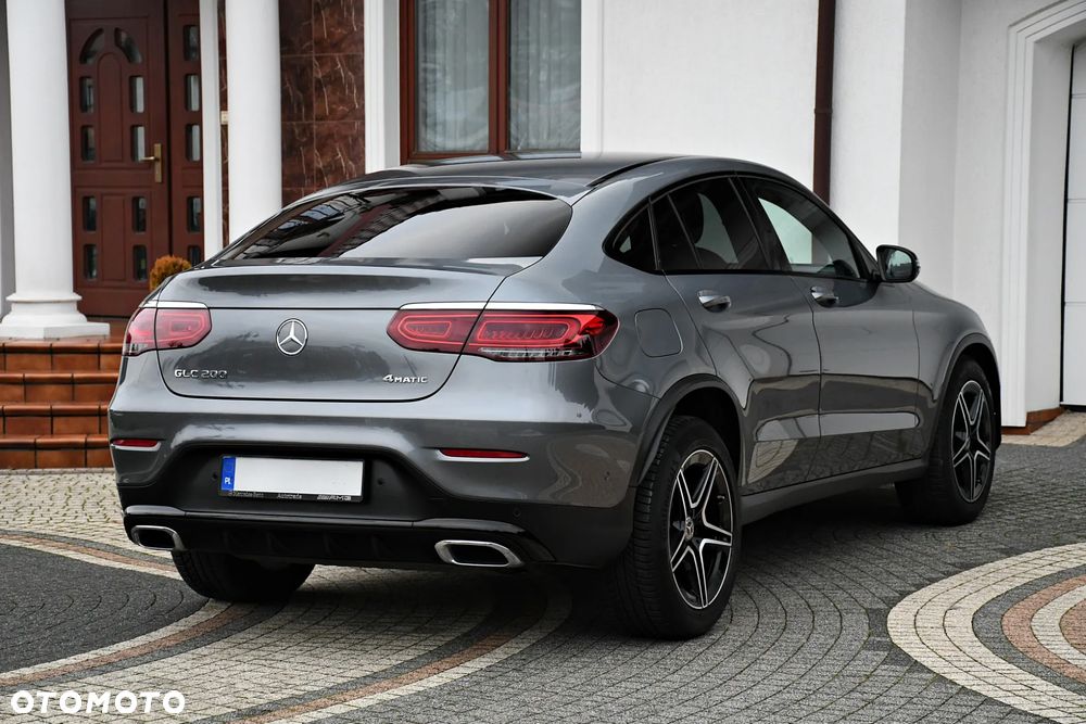 Mercedes-Benz GLC 200 4Matic 9G-TRONIC AMG Line - 14