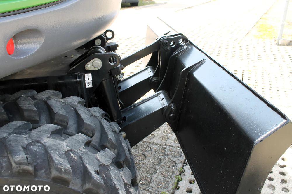Schaeff TW110 koparka kołowa 4x4 - 33