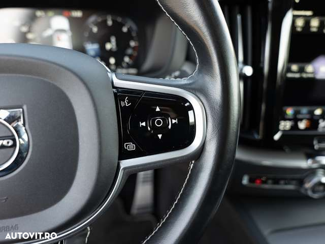 Volvo XC 60 - 20