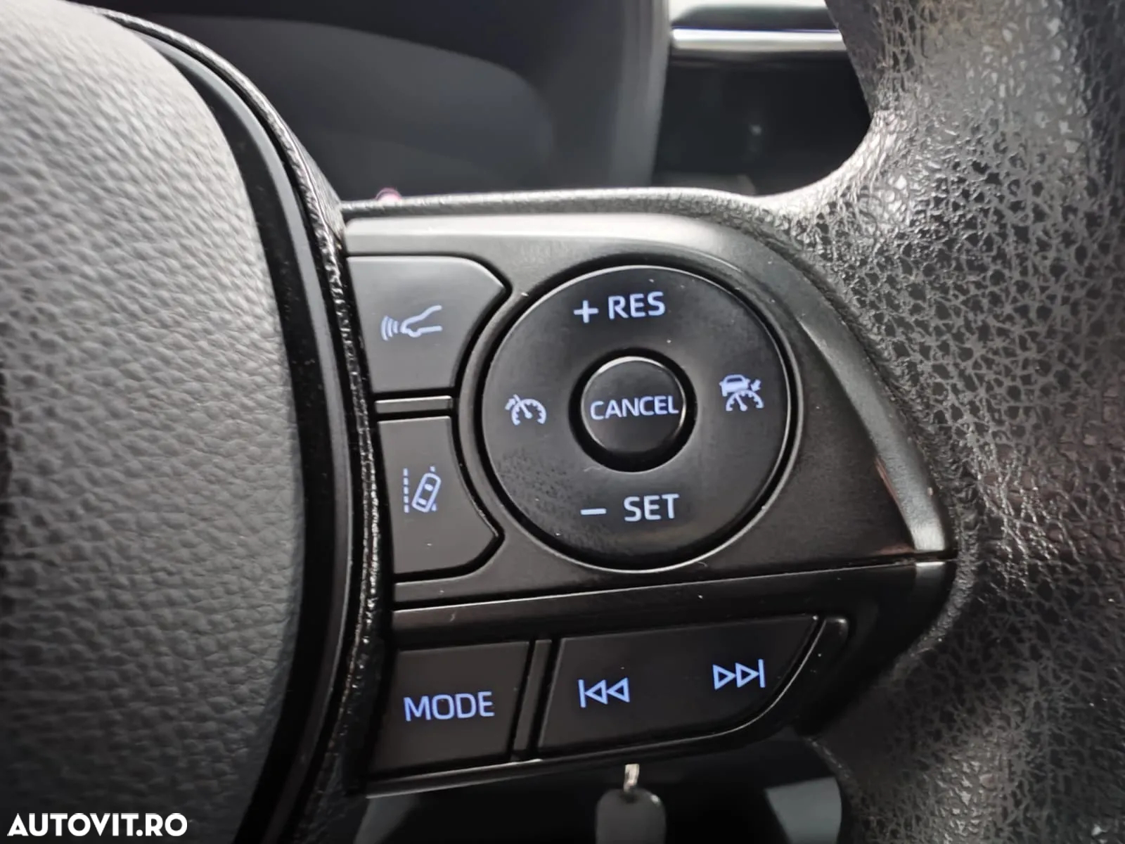 Toyota Corolla - 21