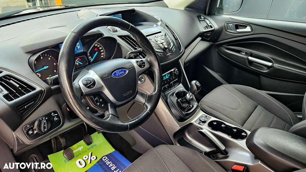 Ford Kuga - 12