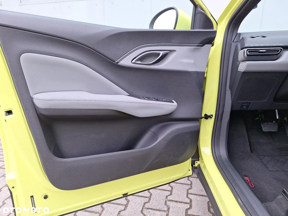 BYD Dolphin Surf - 11
