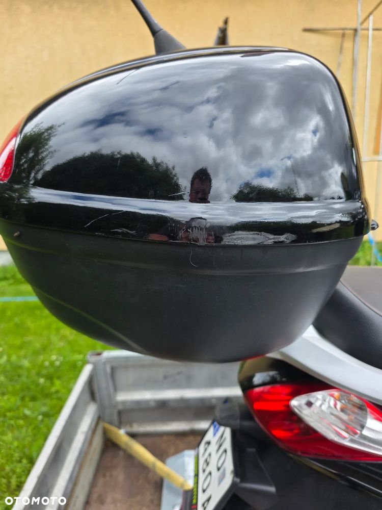 Yamaha X-max - 5