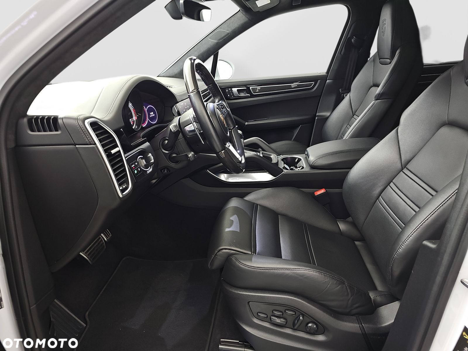 Porsche Cayenne Turbo - 8