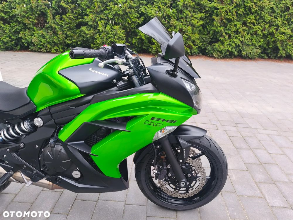 Kawasaki ER - 9