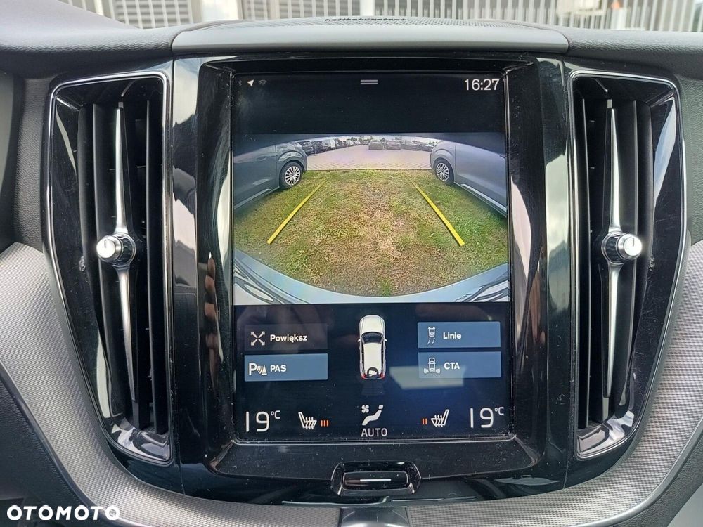Volvo XC 60 D4 SCR R-Design - 29