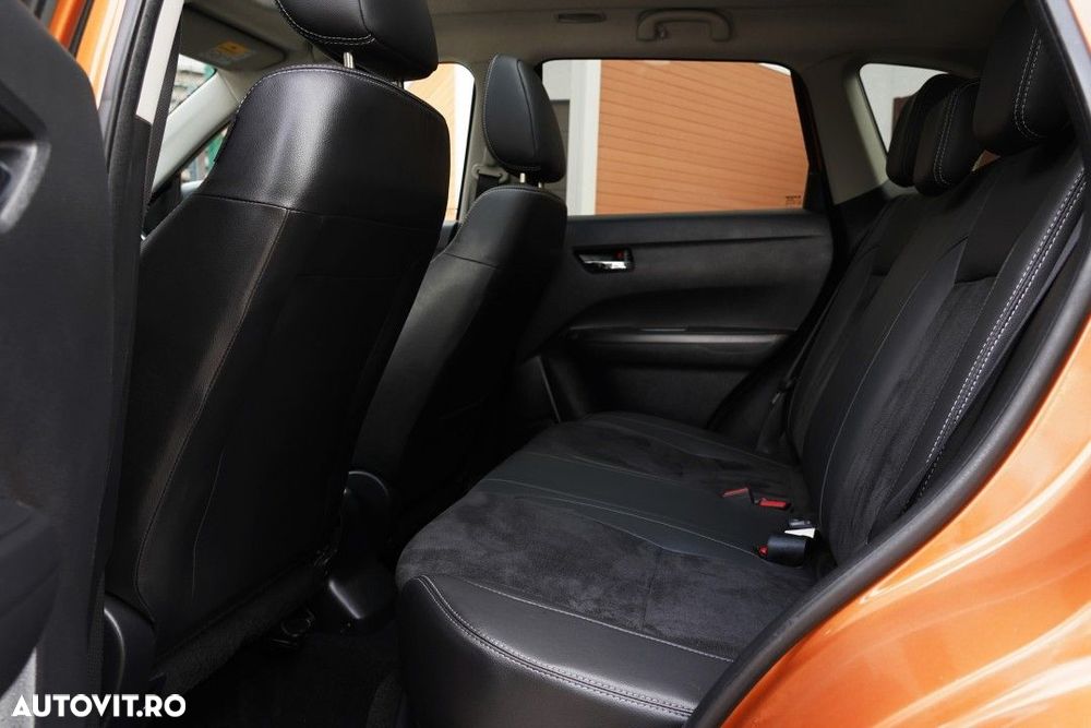 Suzuki Vitara - 11
