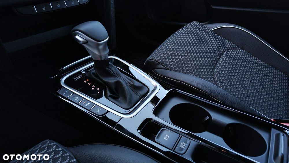 Kia XCeed - 12