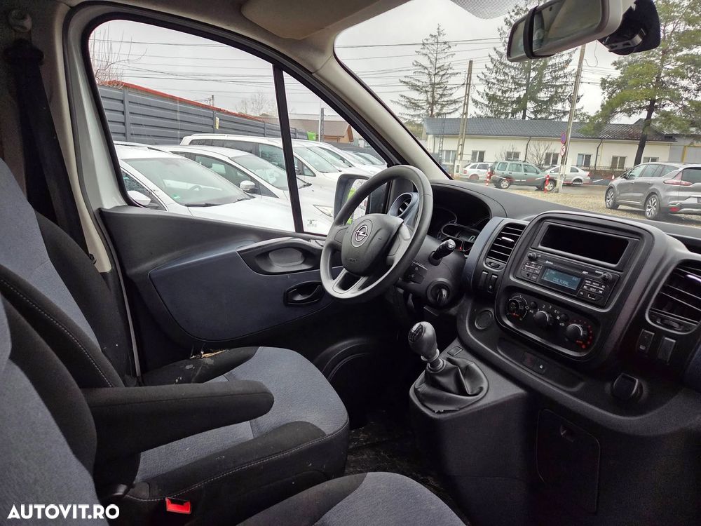 Opel Vivaro/Renault Trafic - 6