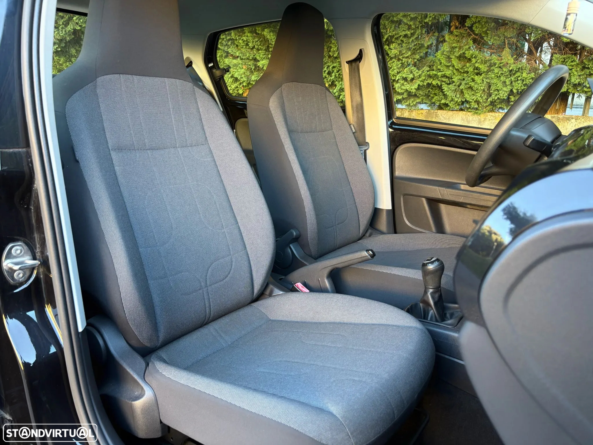 VW Up! 1.0 BlueMotion High - 6