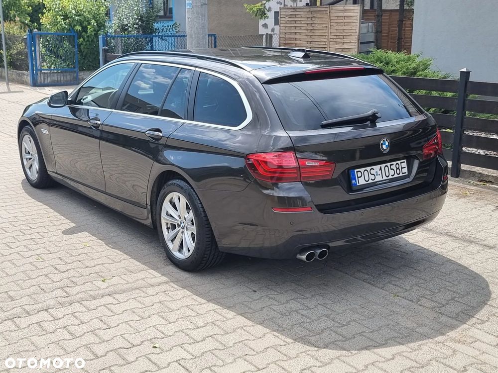 BMW Seria 5 518d - 12