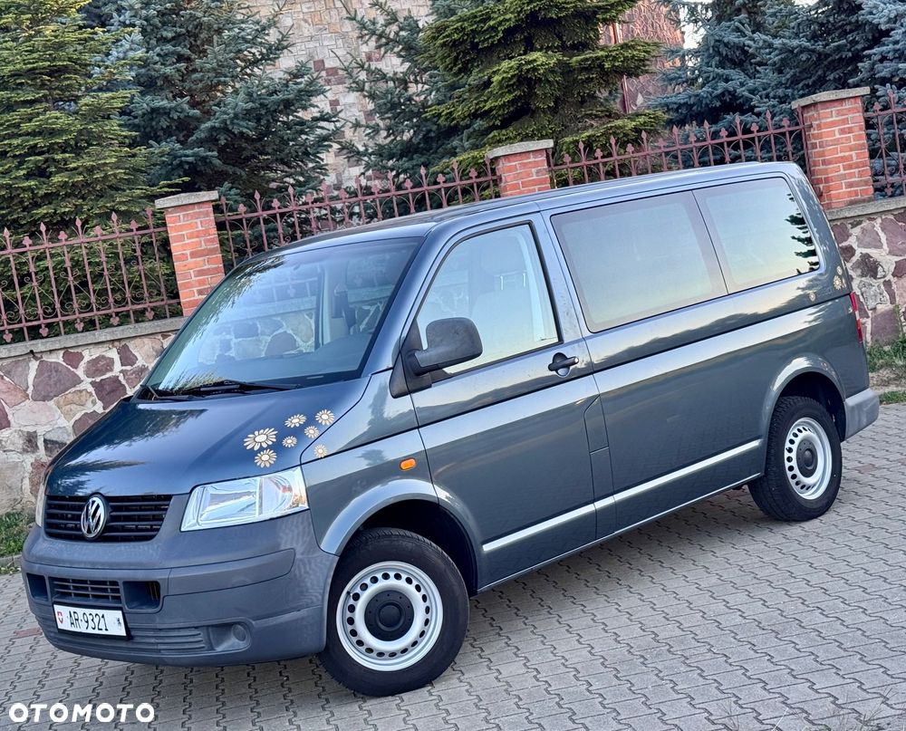 Volkswagen Multivan - 3