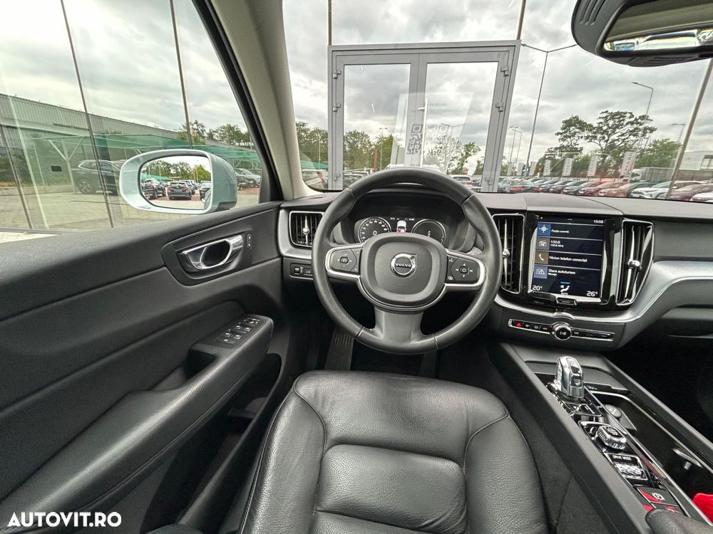 Volvo XC 60 T8 Twin Engine AWD Momentum - 11