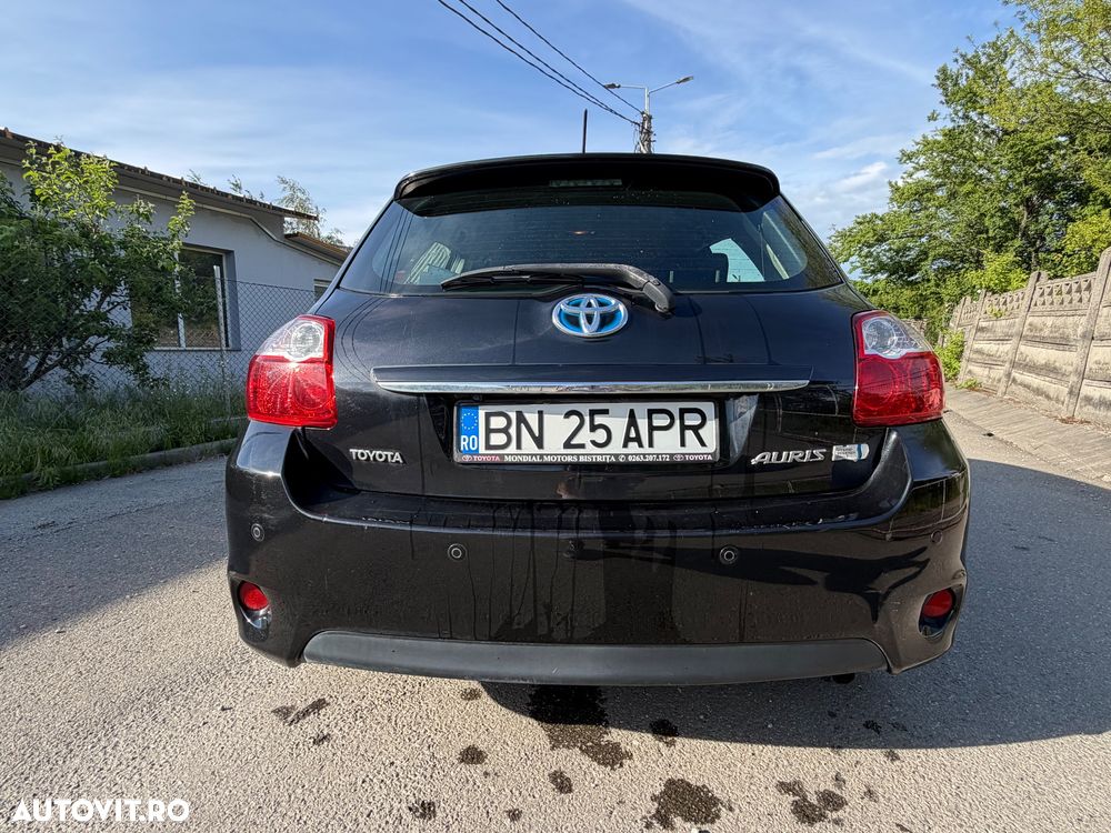 Toyota Auris - 11