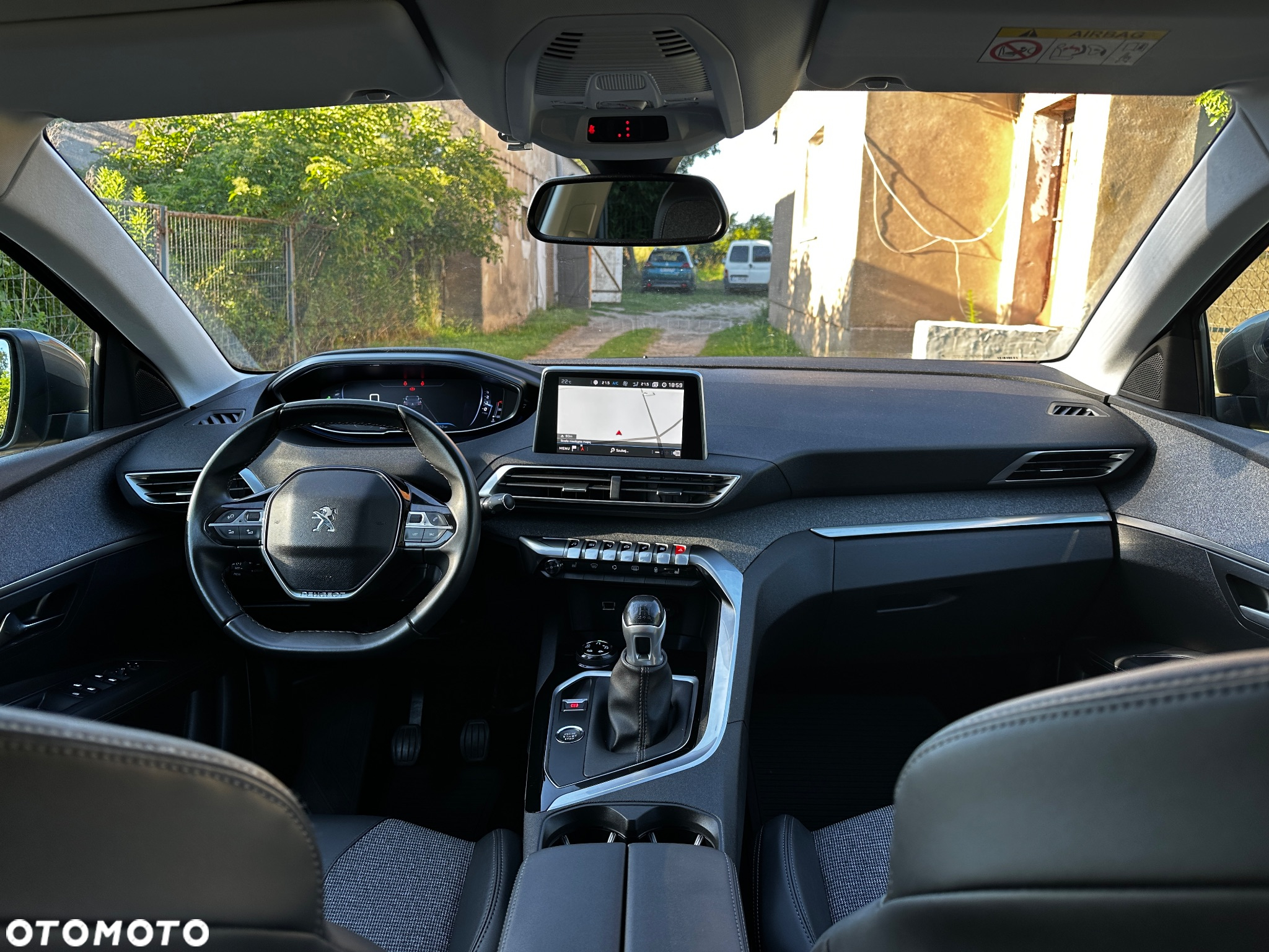Peugeot 3008 1.2 PureTech GPF Allure S&S - 23