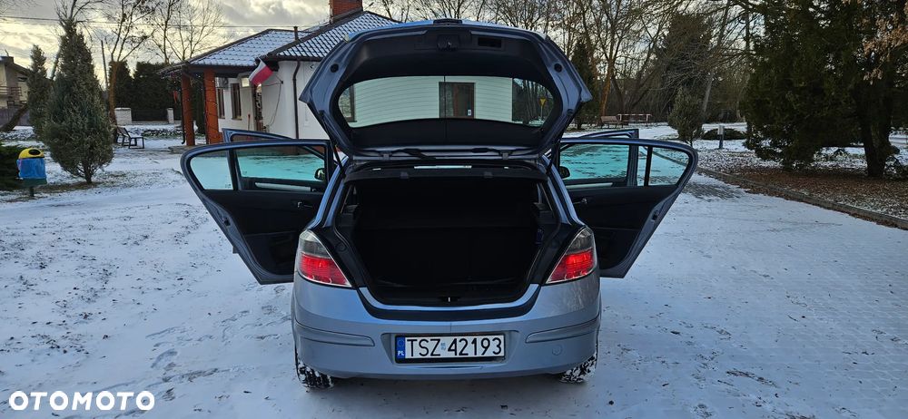 Opel Astra 1.6 - 8