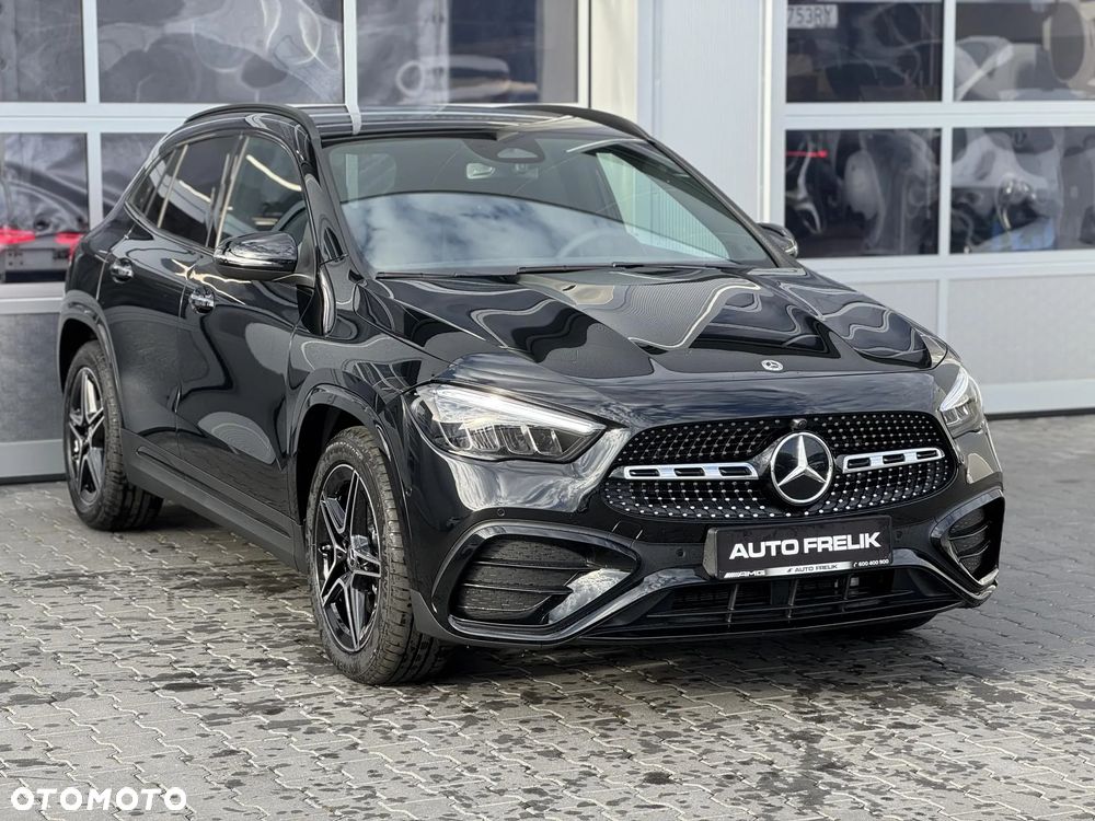 Mercedes-Benz GLA 200 AMG Line - 6