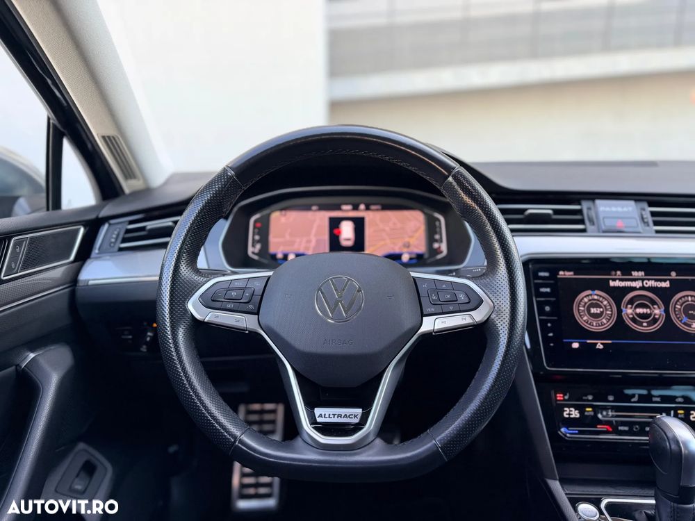 Volkswagen Passat Alltrack 2.0 TDI SCR DSG 4Motion - 10