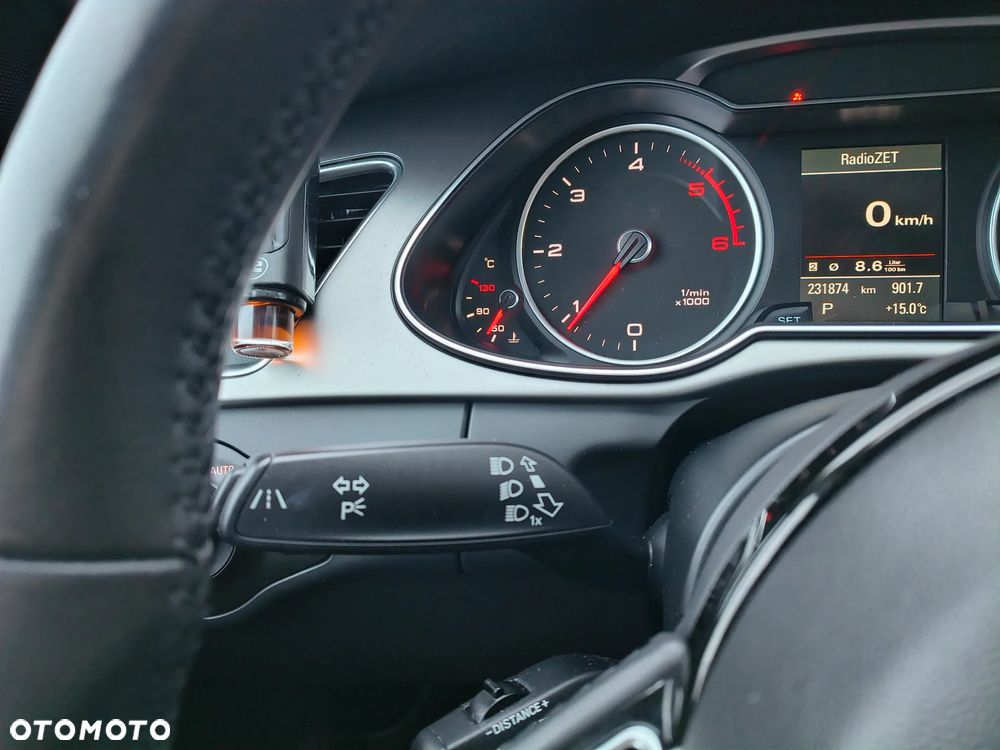 Audi A4 Avant 2.0 TDI DPF quattro S tronic Attraction - 14