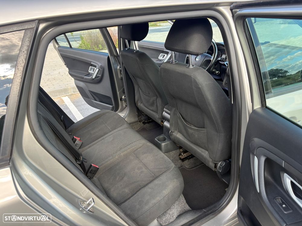 Skoda Fabia Break 1.2 Sport - 21