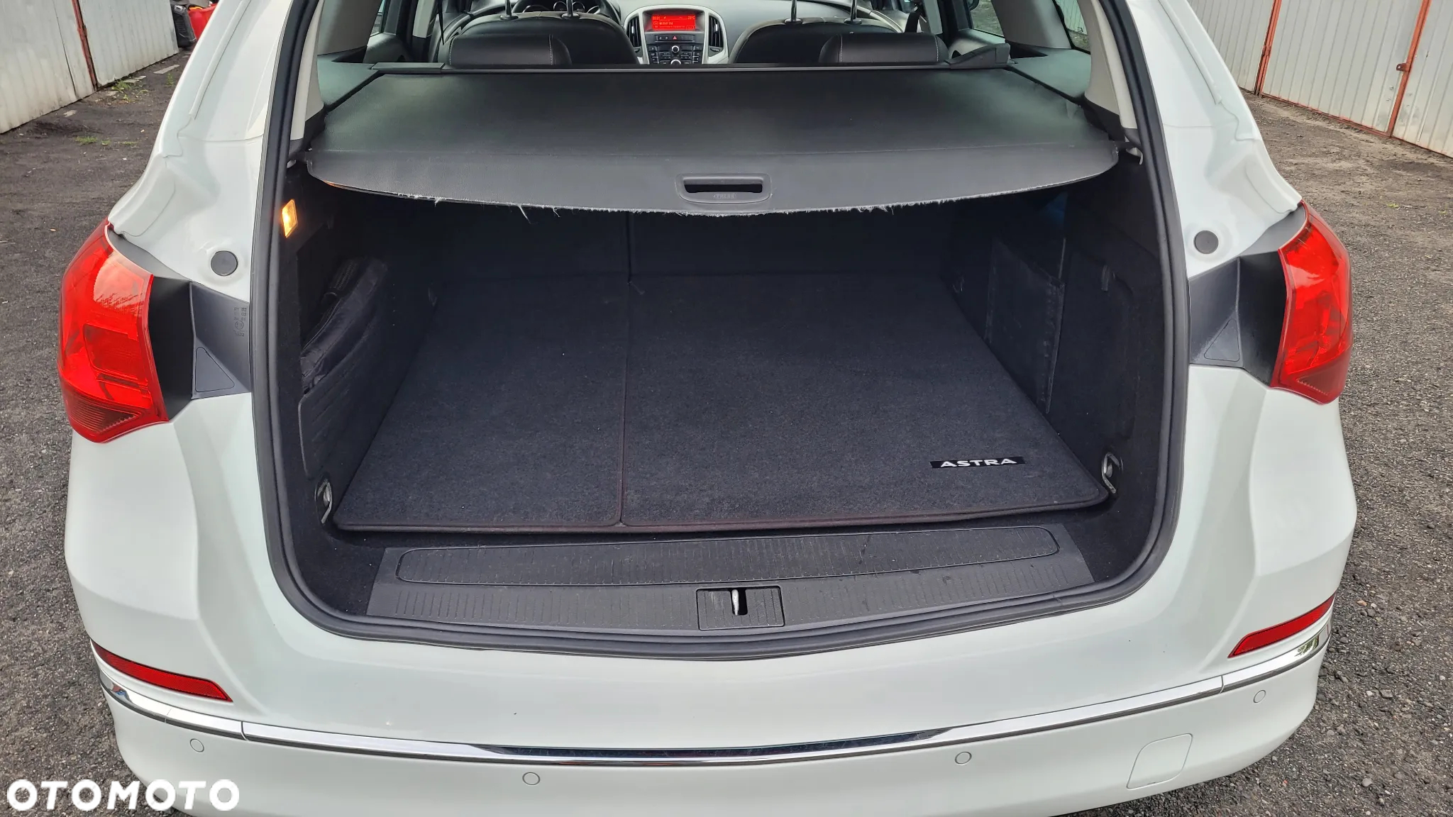 Opel Astra IV 1.4 T Sport - 17