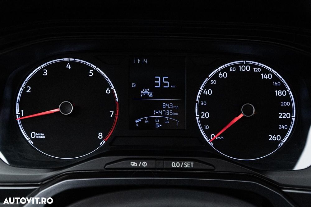 Volkswagen Polo 1.0 Comfortline - 23