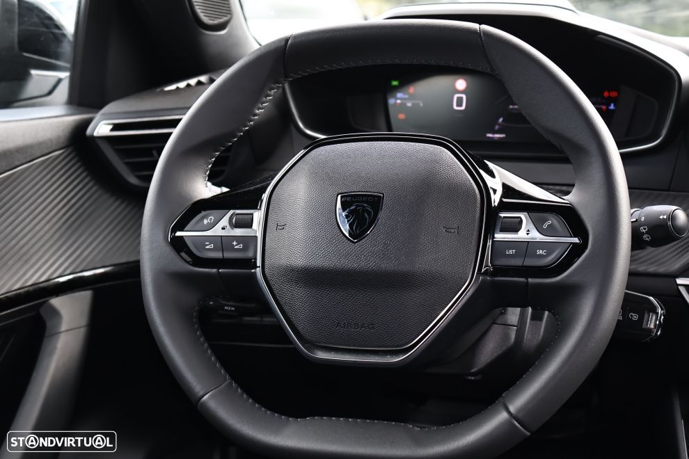 Peugeot 2008 1.2 PureTech Allure - 8