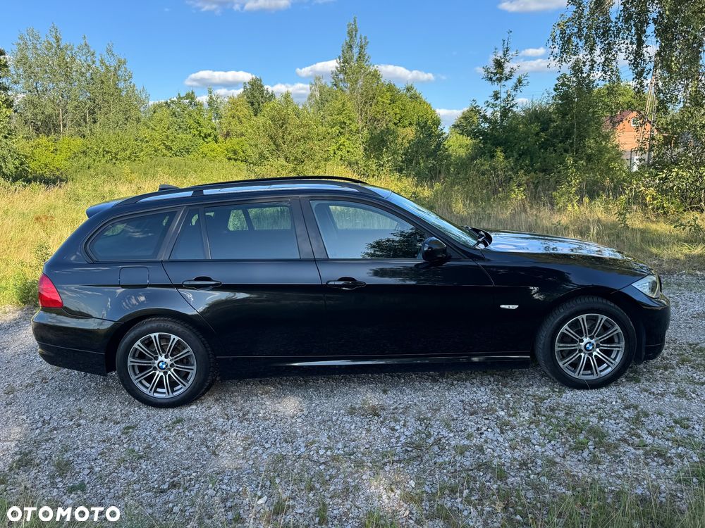 BMW Seria 3 - 34