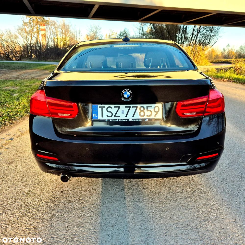 BMW Seria 3 316d - 11