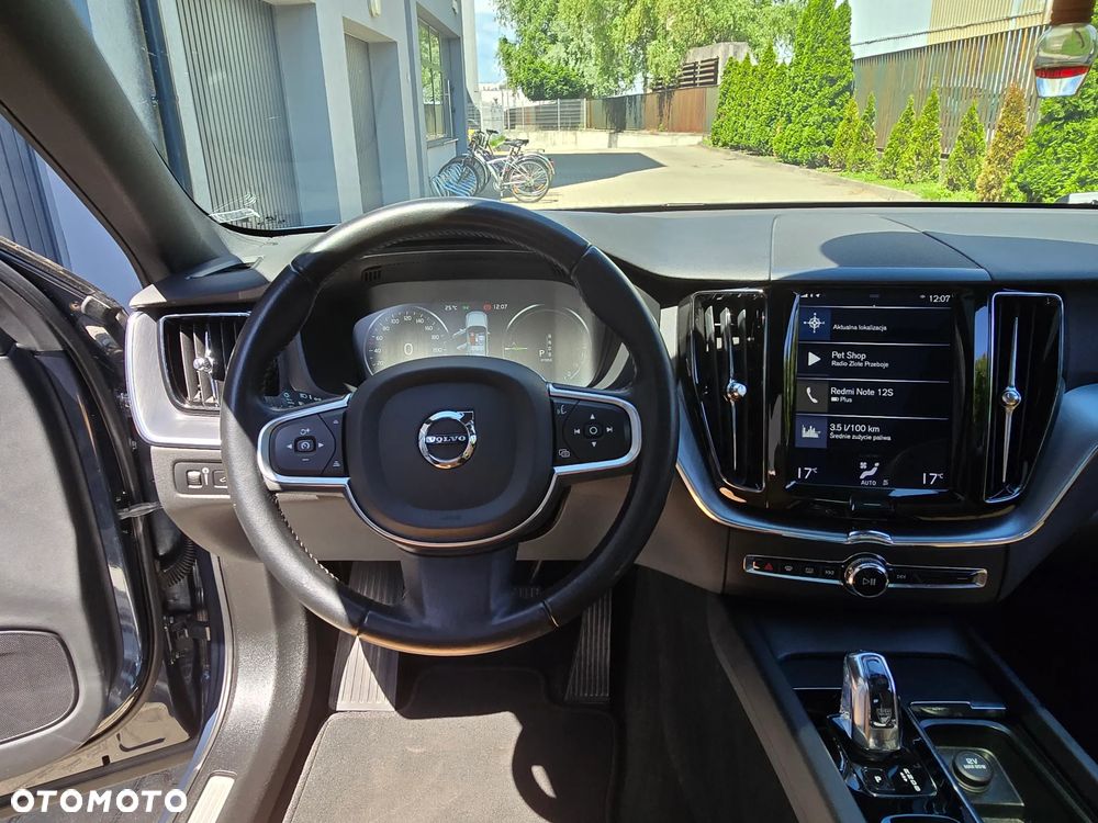Volvo XC 60 T8 AWD Recharge Geartronic Inscription - 11