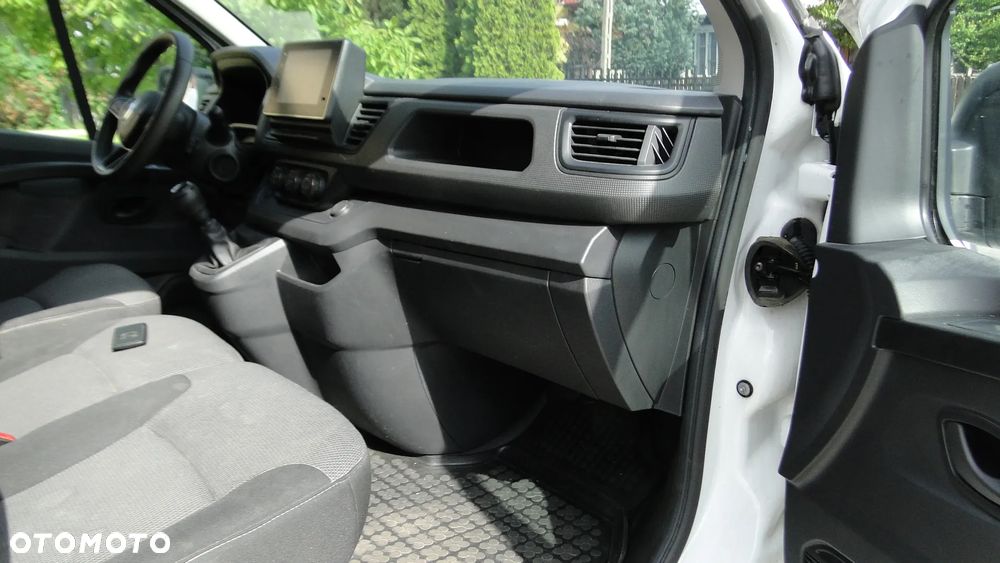 Renault Trafic - 20