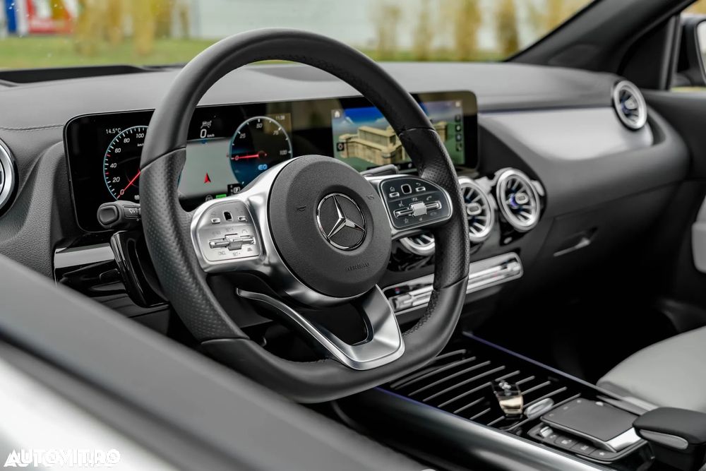 Mercedes-Benz EQA - 16