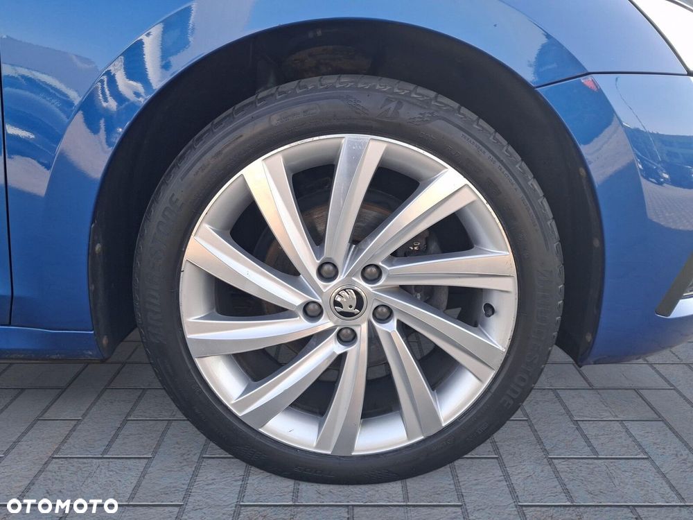 Skoda Octavia 2.0 TDI Style DSG - 24
