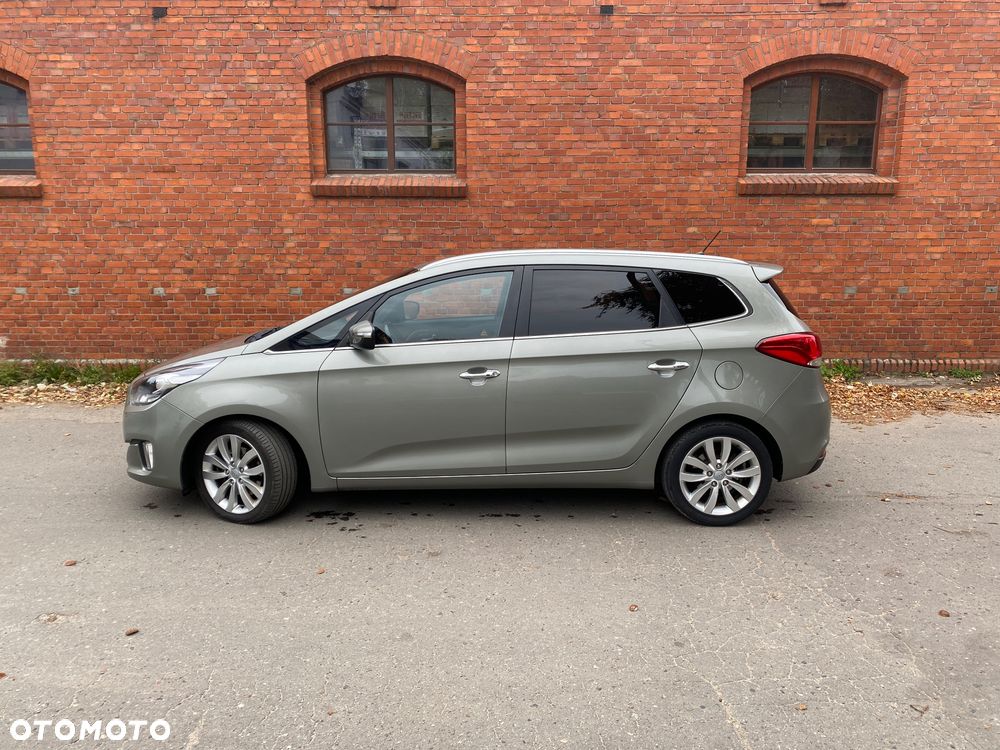 Kia Carens 1.7 CRDi M 7os EU6 - 15