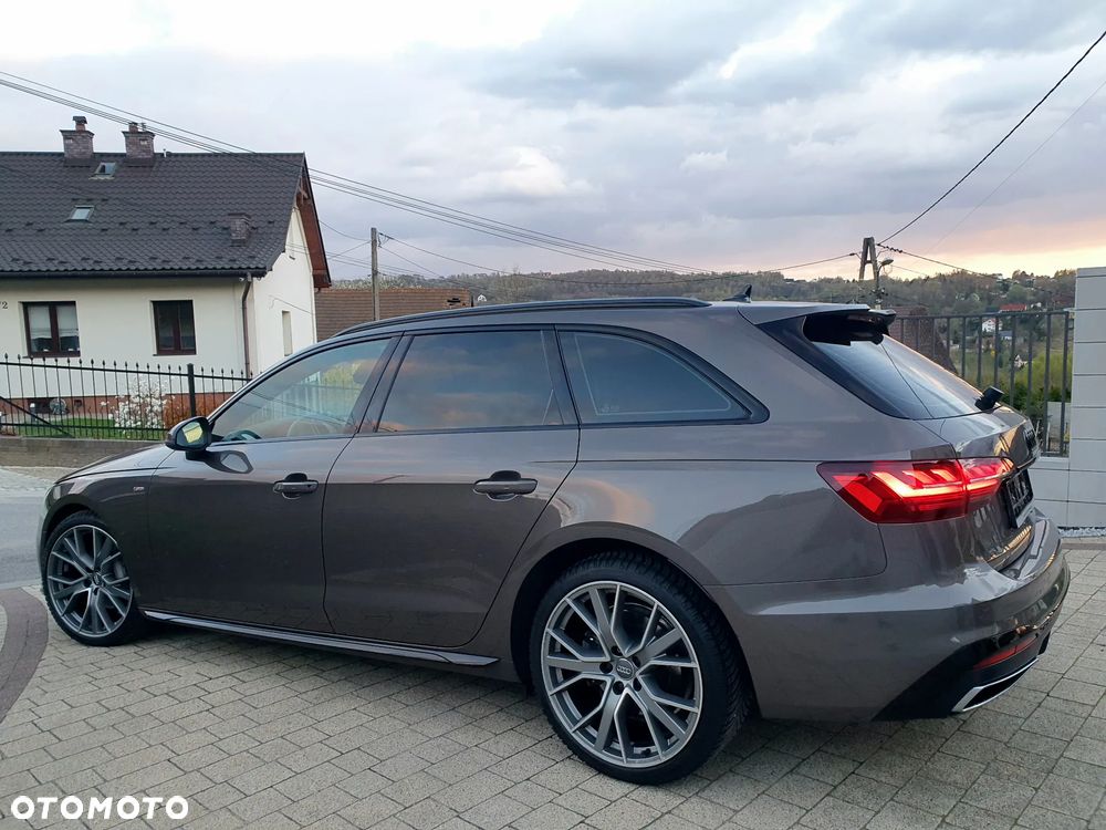 Audi A4 Avant 40 TDI quattro S tronic S line - 9