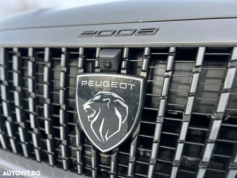 Peugeot 2008 1.2L PureTech 130 S&S EAT8 GT - 7