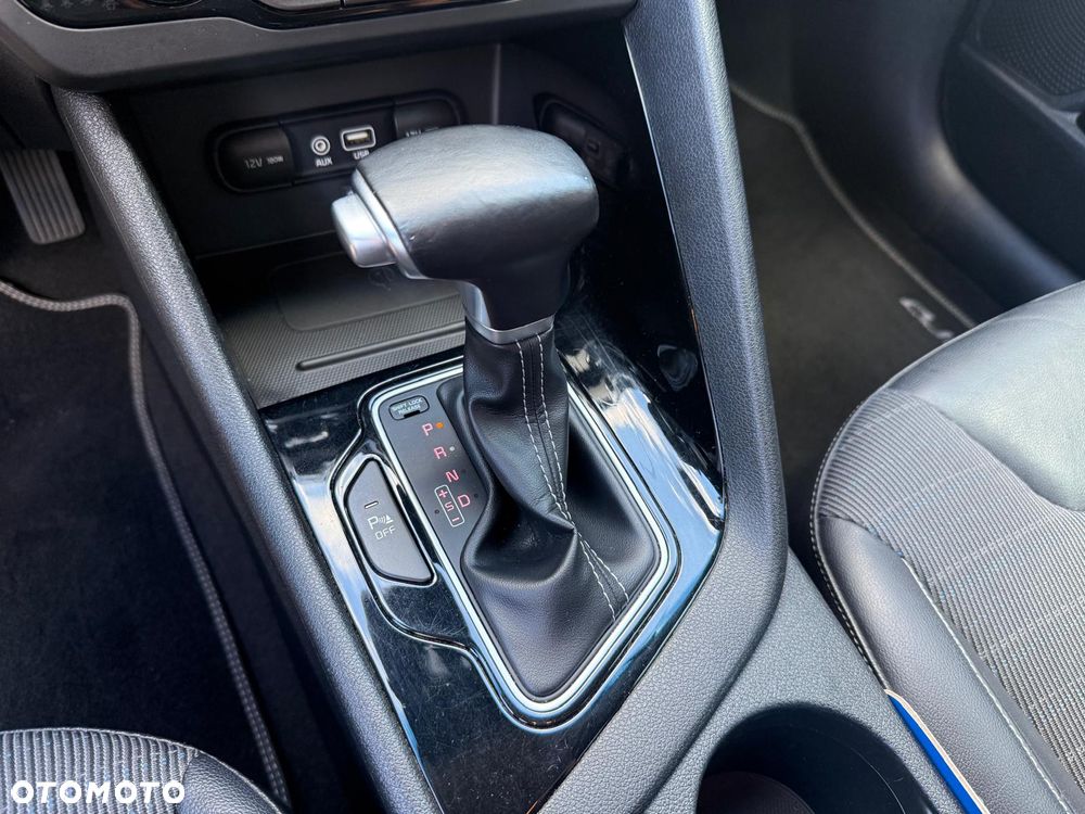 Kia Niro 1.6 GDI 2WD Vision - 19
