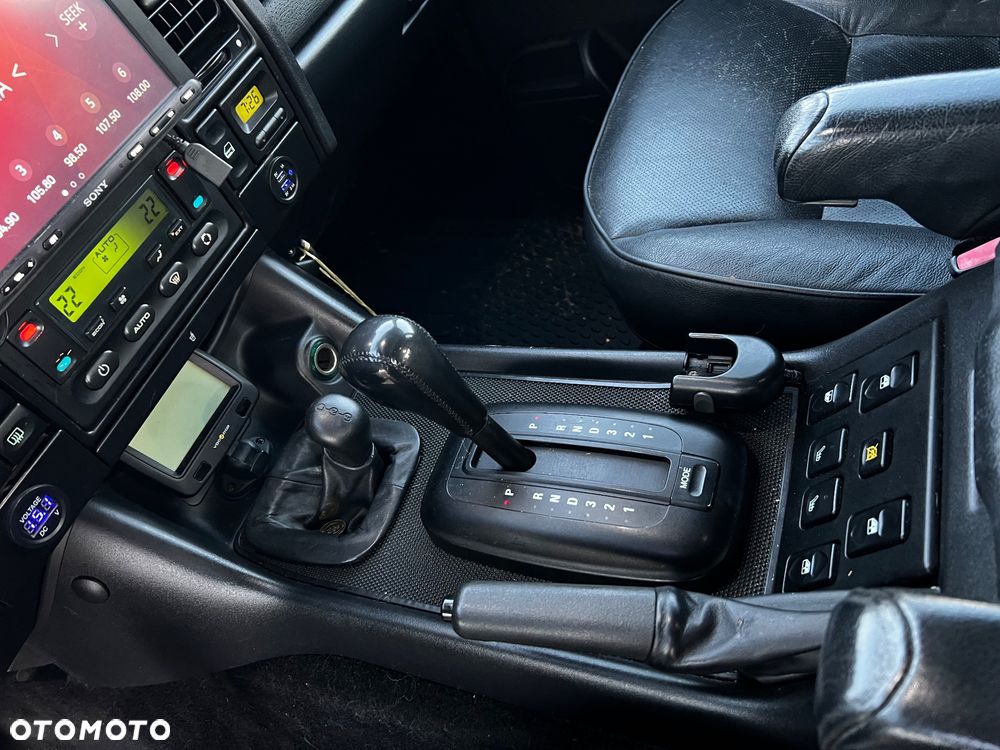 Land Rover Discovery - 20