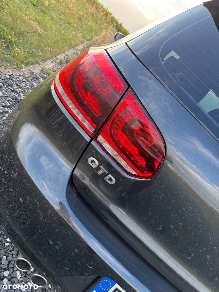 Volkswagen Golf 2.0 TDI DPF GTD - 10