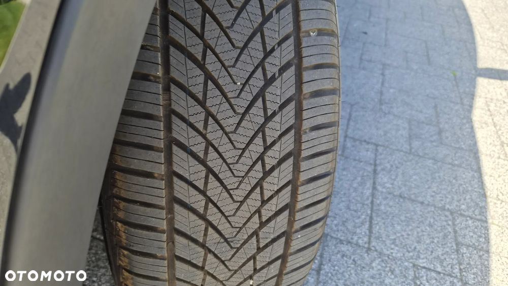 Ford Kuga 2.0 TDCi 4x4 Titanium - 37