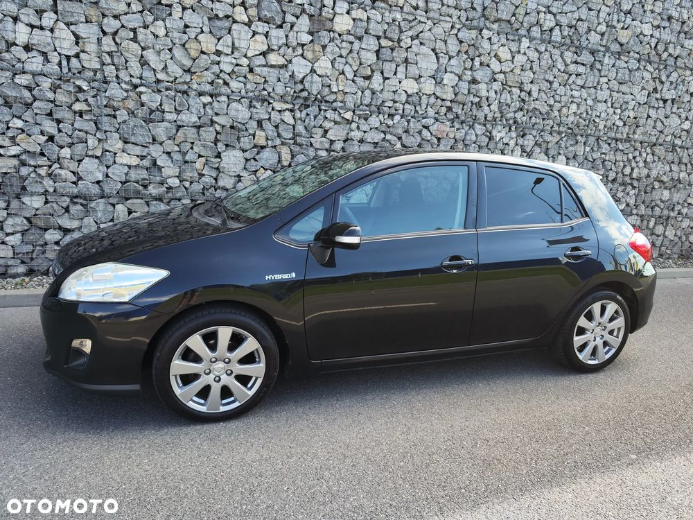 Toyota Auris - 1