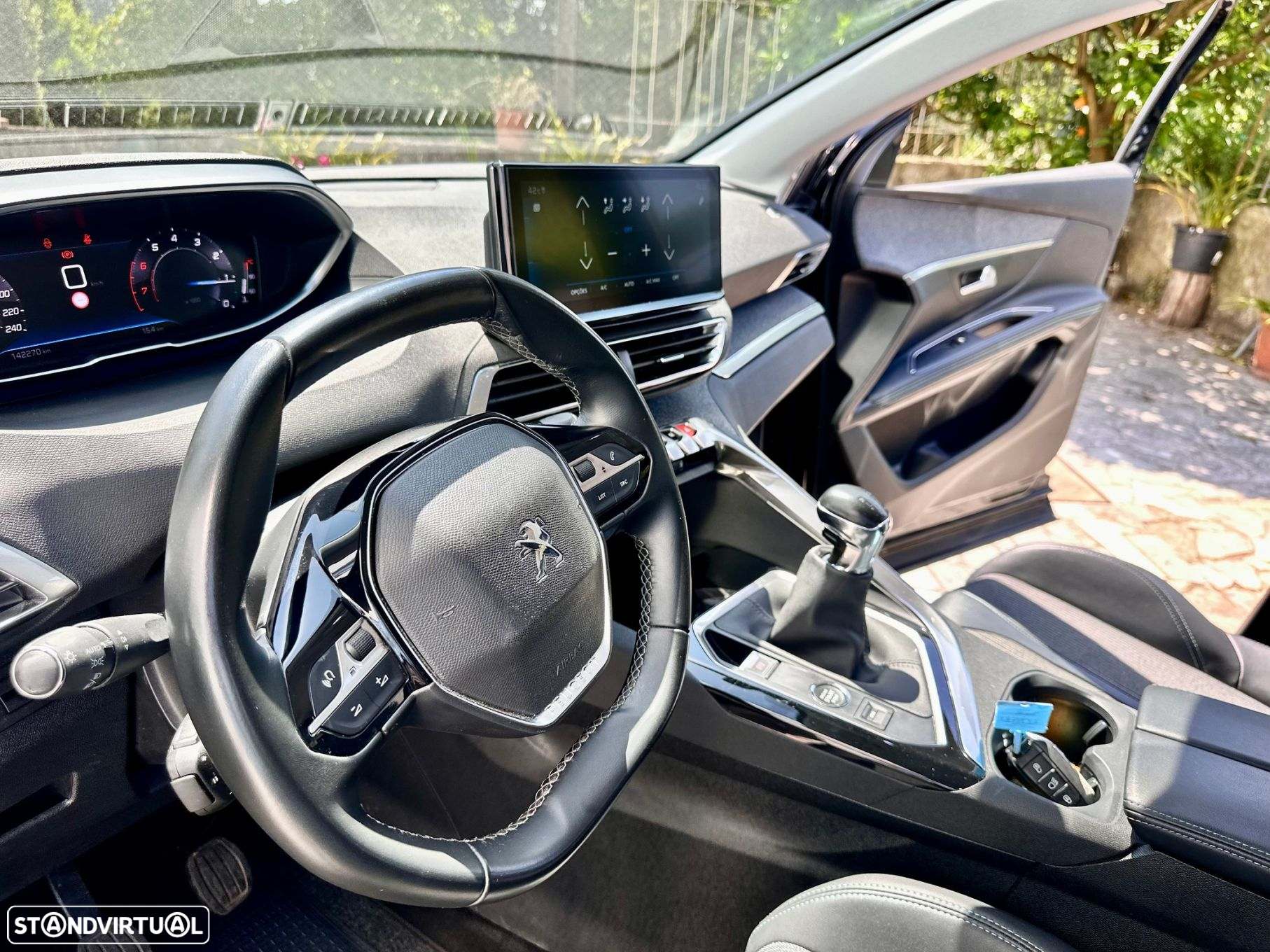 Peugeot 3008 1.2 PureTech Allure Pack - 20