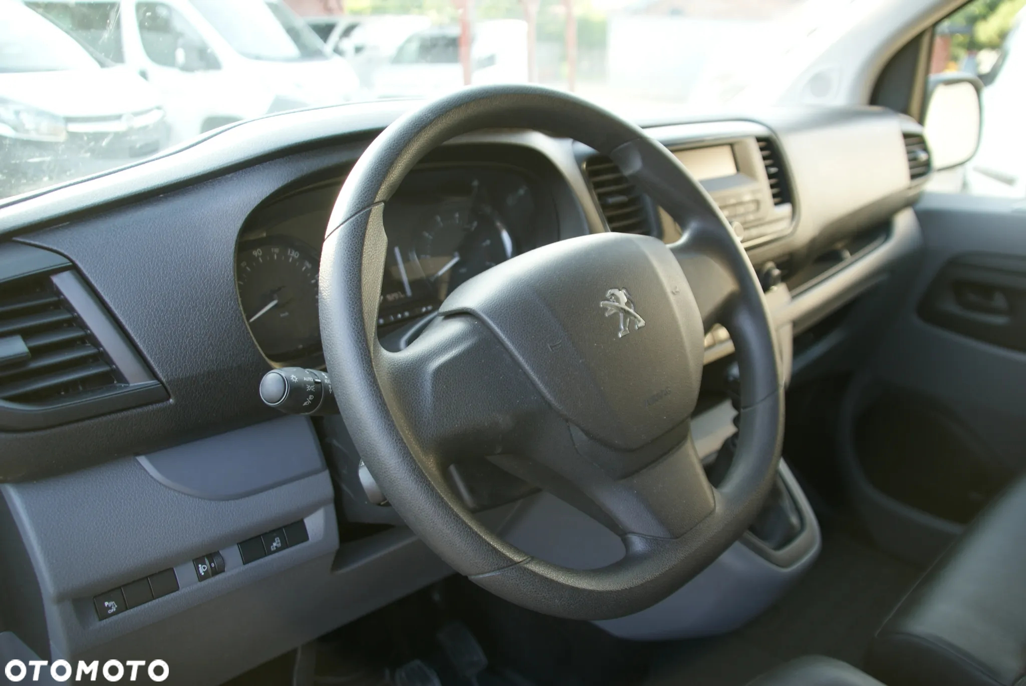 Peugeot Expert - 17