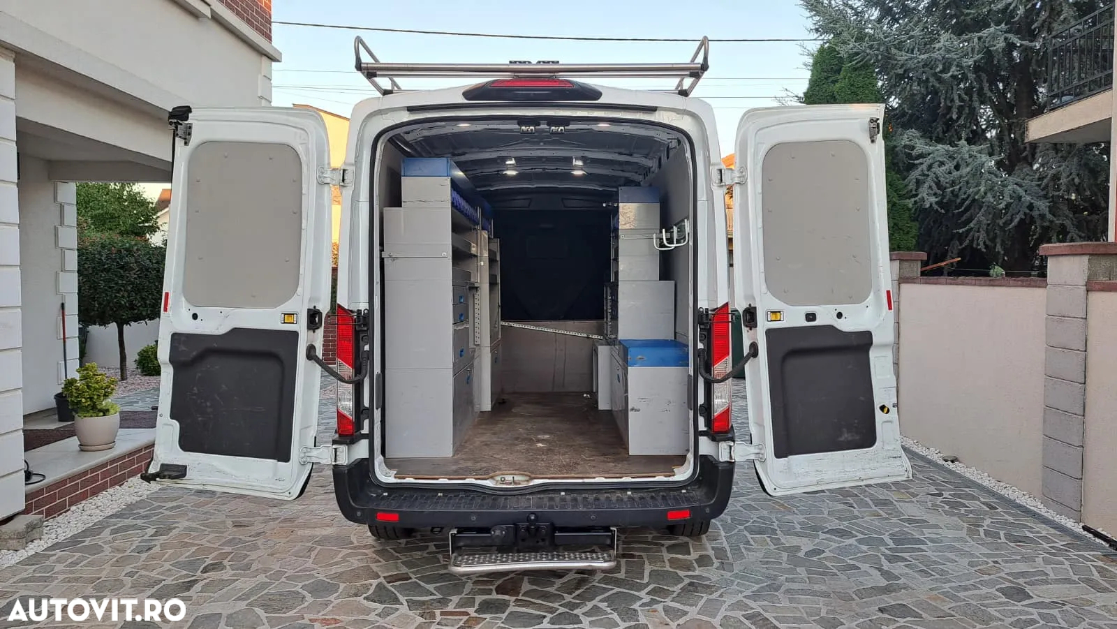 Ford TRANSIT VAN TREND L3H2 FWD - 11