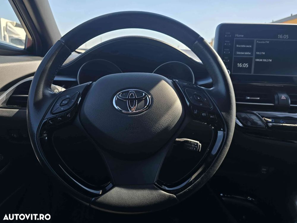 Toyota C-HR - 15